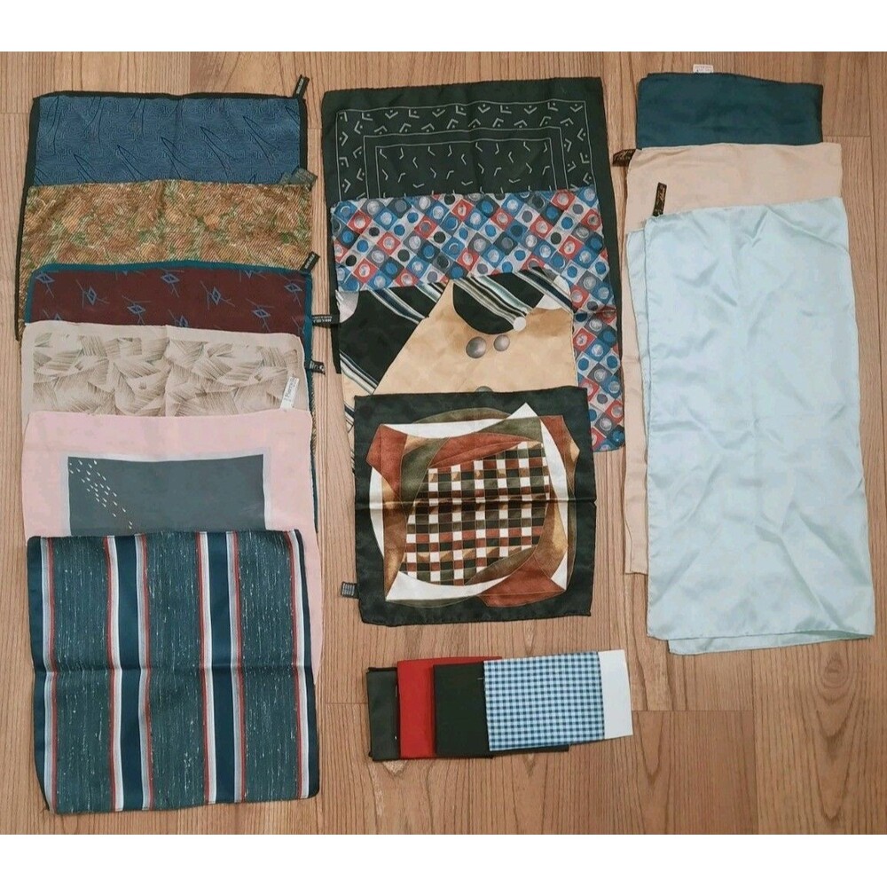 Men’s Pocket Squares Handkerchiefs Mixed Lot of 17 Silk Polyester Some Vintage